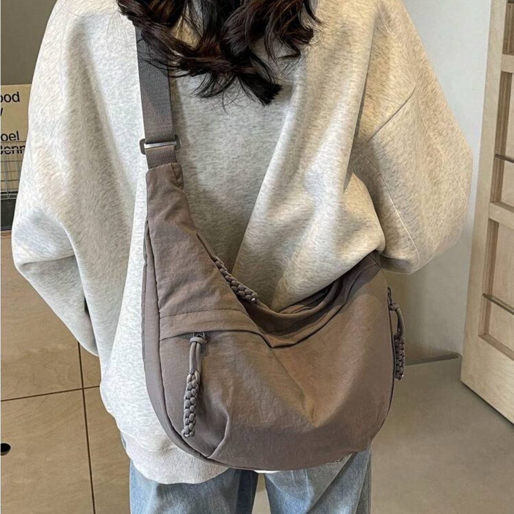 Stylish Gray Women's Shoulder Bag